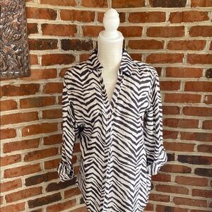 Black and Cream Button Down Blouse with Notched Collar